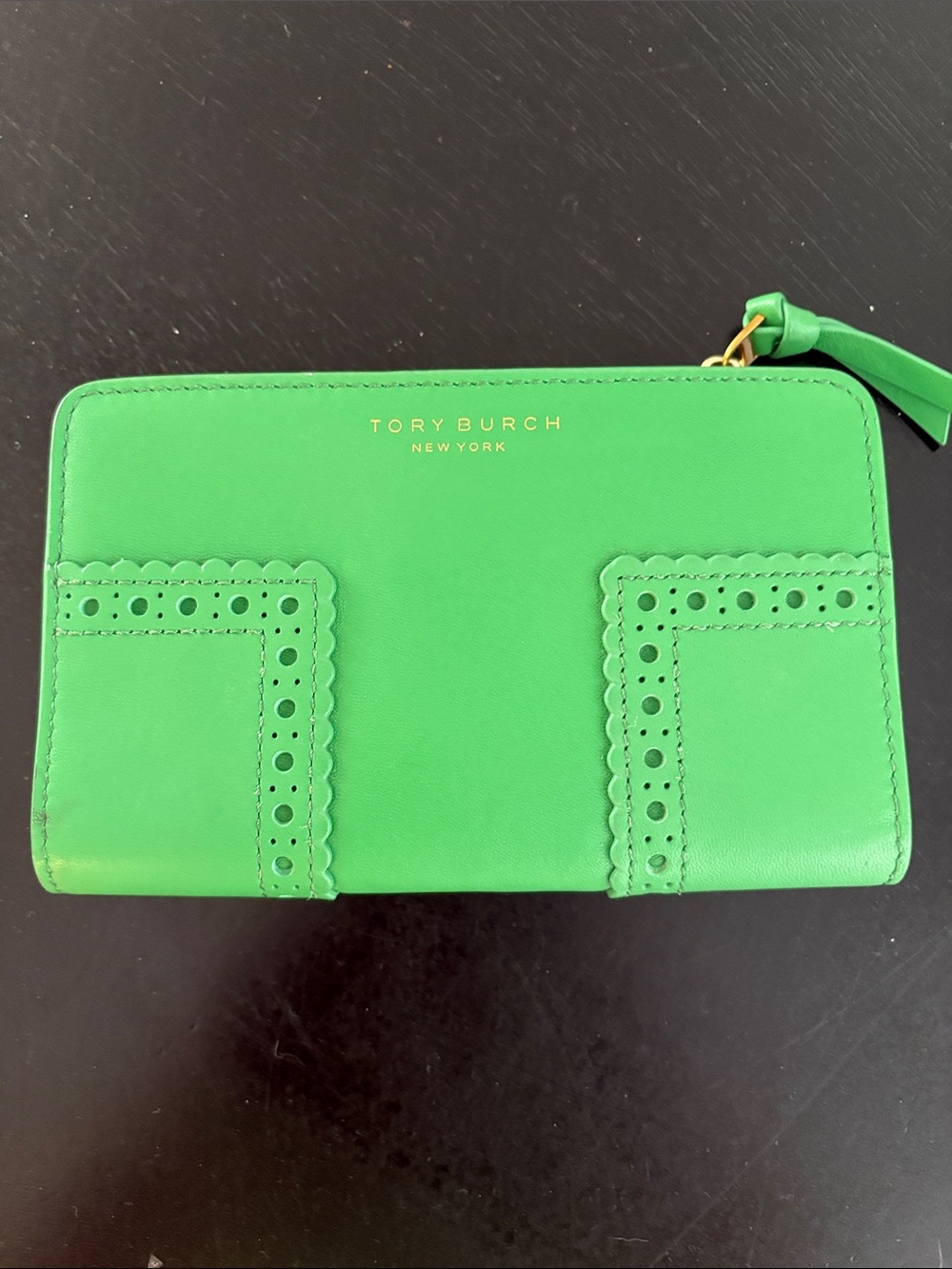 Tory Burch Bright Green Scalloped Zip Wallet